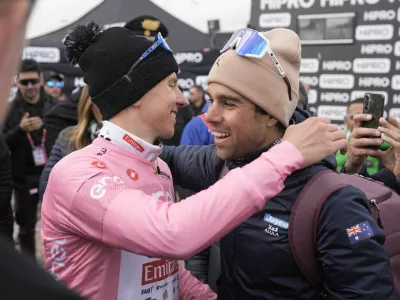 tadej pogacar, michael matthews, giro