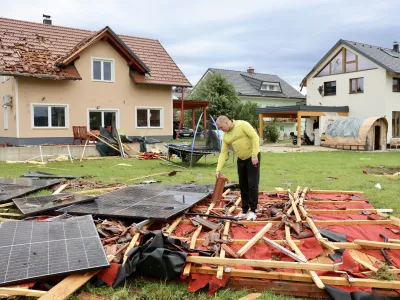 Prebivalci opusto&scaron;ene Komende: &ldquo;Bilo je kot v vojnem stanju&rdquo;