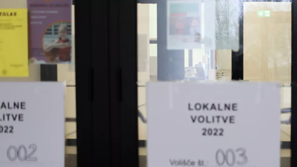 Odvzem volilne pravice: &ldquo;Lahko bi &scaron;lo za neposredno diskriminacijo&rdquo;