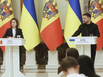 April 26, 2026, Kyiv, Ukraine: President of Ukraine Volodymyr Zelenskyy and President of Moldova Maia Sandu hold a joint press conference following their meeting, Kyiv, Ukraine, on April 26, 2026. Bilateral cooperation and regional security were among the key topics discussed (Credit Image: ? Pavlo Bahmut/Ukrinform via ZUMA Press Wire)
