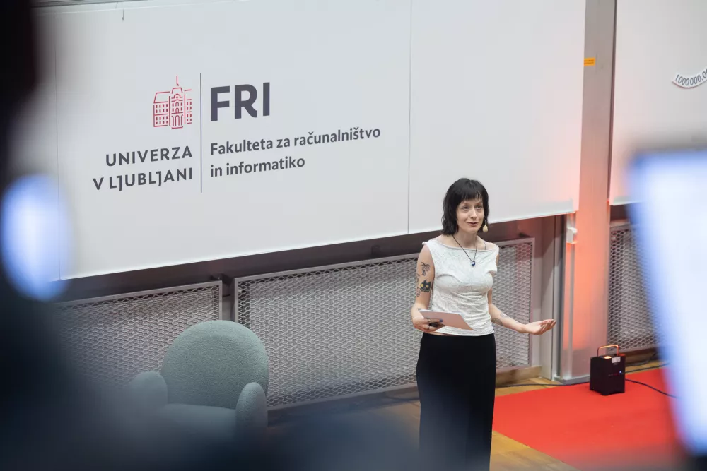 Ljubljana, Fakulteta za racunalnistvo in informatiko.Odprtje podatkovnega centra Frida, nove superracunalniske infrastrukture za raziskovalno-razvojna sodelovanja.
