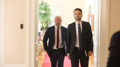 - Jernej Vrtovec, poslanec NSi,- Matej Tonin predsednik in poslanec NSI,- 11.07.2025. - predsednik vlade Robert Golob je gostil srečanje s predsedniki parlamentarnih strank na temo članstva Slovenije v Natu ter vprašanja izvedbe referenduma glede povečanja obrambnih izdatkov Slovenije.//FOTO: Bojan Velikonja