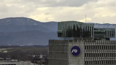 13.01.2025 - Ljubljana panorama - simbolična fotografija - stolpnica TR3 - Ljubljanska banka - NLBFoto: Luka Cjuha