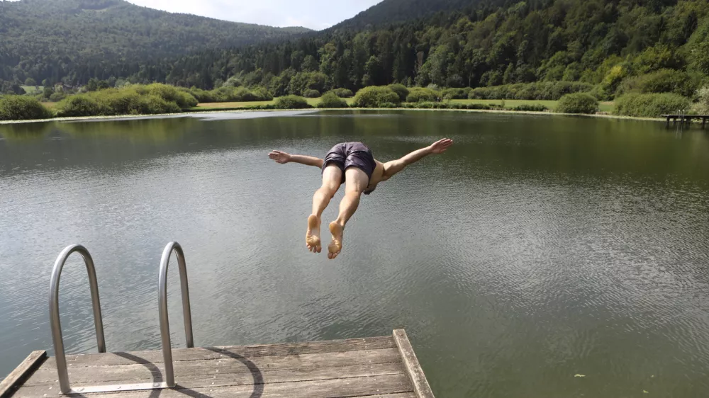 21.07.2025 Podpe&scaron;ko jezero - kopanje v naravnih vodah - naravne vode - Foto: Luka Cjuha