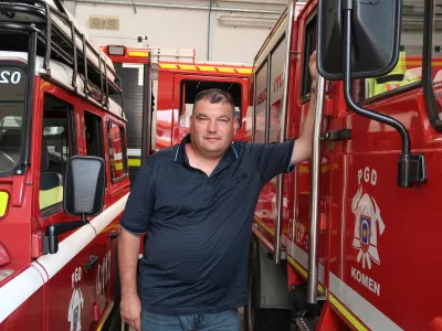 Marko Adamič, predsednik PGD Komen, poklicni gasilec v Gasilski enoti Sežana / Foto: Nata&scaron;a Bucik Ozebek