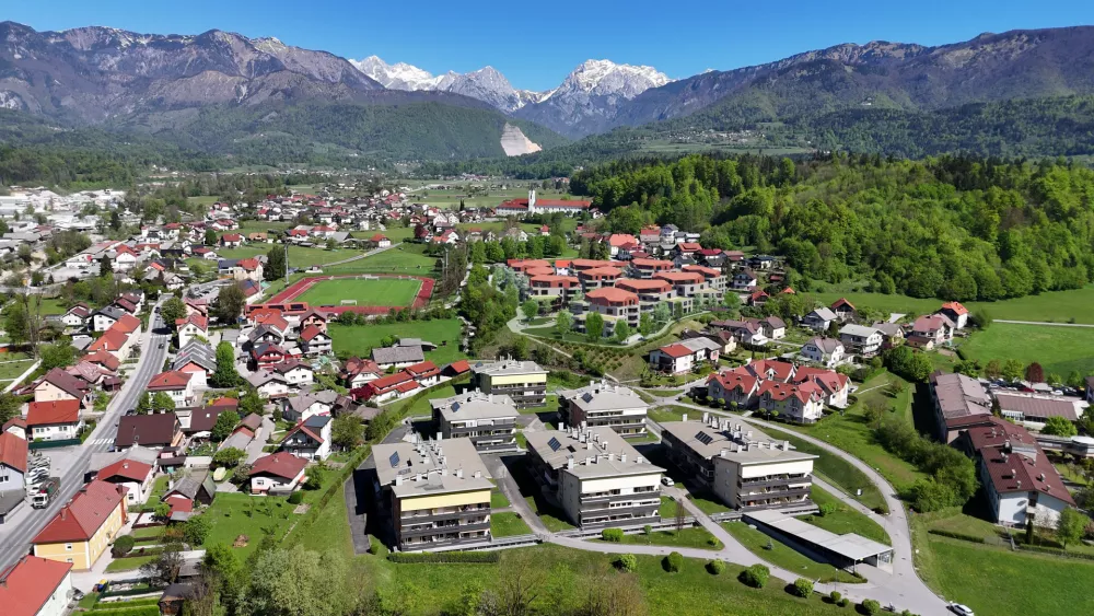 Soseska je načrtovana v bližini dveh pomembnih kulturnih spomenikov &ndash; mekinjskega samostana in Pra&scaron;nikarjevega dvorca. F Volgemut Arhitekti