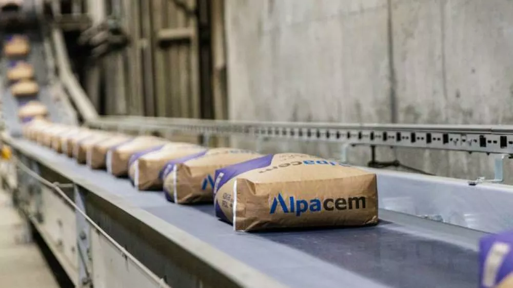 Cement, anhovo, nov