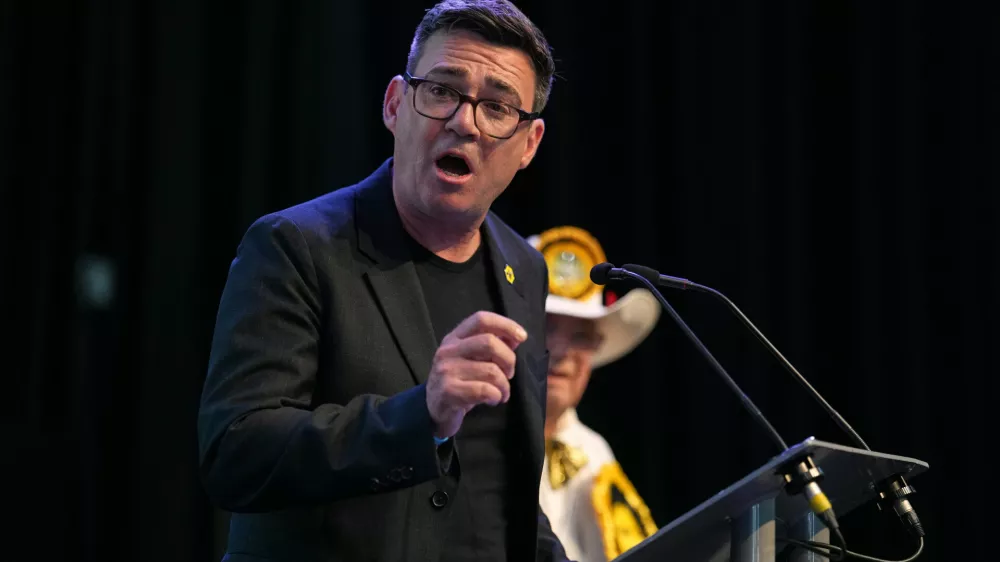 Labour party's Andy Burnham speaks after winning the Makerfield by-election, paving the way for a leadership challenge against Prime Minister Sir Keir Starmer. in Wigan, England, Friday, June 19, 2026.(AP Photo/Jon Super)