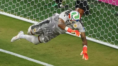 Soccer Football - FIFA World Cup 2026 - Group E - Ecuador v Curacao - Kansas City Stadium, Kansas City, Missouri, U.S. - June 20, 2026 Curacao's Eloy Room in action as he makes a save REUTERS/Kai Pfaffenbach