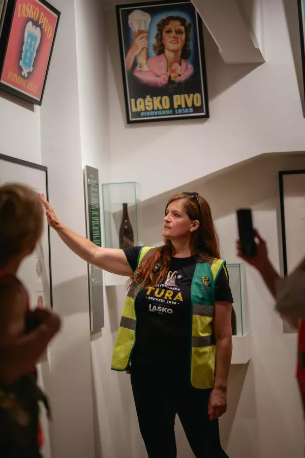 Lokalni turistični vodniki zgodb ne le pripovedujemo, ampak jih pomagamo obiskovalcem tudi začutiti in razumeti. TIC La&scaron;ko