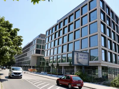 Afera Dobrunje razkrila nepravilnosti na drugih gradbi&scaron;čih, tudi na Vilharii