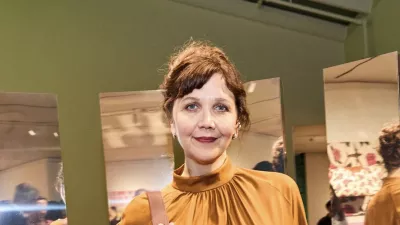 Maggie Gyllenhaal F instagram Maggie Gyllenhaal