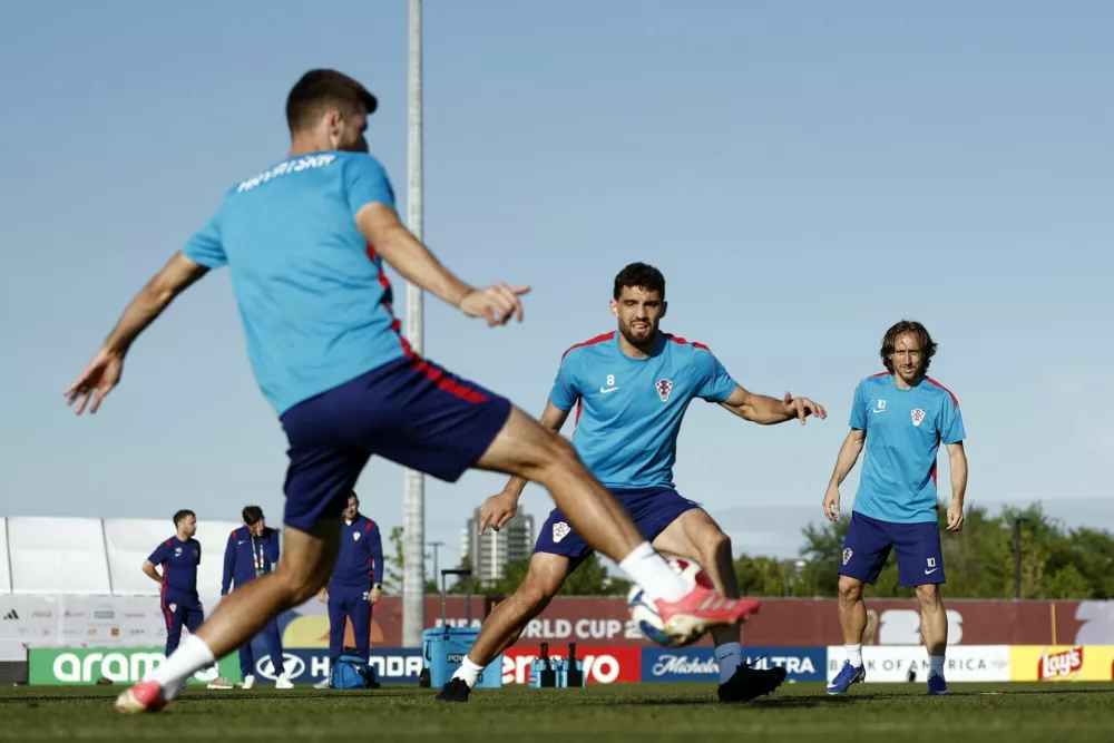 Soccer Football - FIFA World Cup 2026 - Croatia Training - Centennial Park, Toronto, Canada - June 22, 2026 Croatia's Mateo Kovacic and Luka Modric during training REUTERS/Benoit Tessier / Foto: Benoit Tessier
