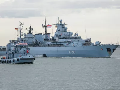13 September 2025, Lower Saxony, Wilhelmshaven: The F 215 frigate "Brandenburg" of the German Navy arrives in Wilhelmshaven after its UNIFIL mission (United Nations Interim Force in Lebanon). The "Red Eagle" has been deployed off the coast of Lebanon for the past six months, monitoring the sea and air space, among other things. Photo: Focke Strangmann/dpa,Image: 1036777993, License: Rights-managed, Restrictions: GERMANY OUT, Model Release: no