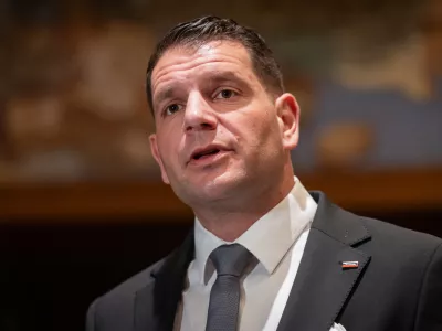 Ljubljana, DZ.Izredna seja DZ z obravnavo liste kandidatk in kandidatov za ministrice in ministre vlade ter mandatno-volilne zadeve.Predsednik DZ Zoran Stevanovic.