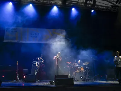 - 05.07.2023 &ndash; Križanke - 64. Jazz festival Ljubljana 2023 - otvoritev festivala s koncertom Alfa Mista in zasedbe Benjamina Clementina,   //FOTONik Erik Neubauer