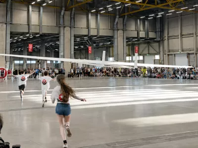 papirnato letalo, največje na svetu