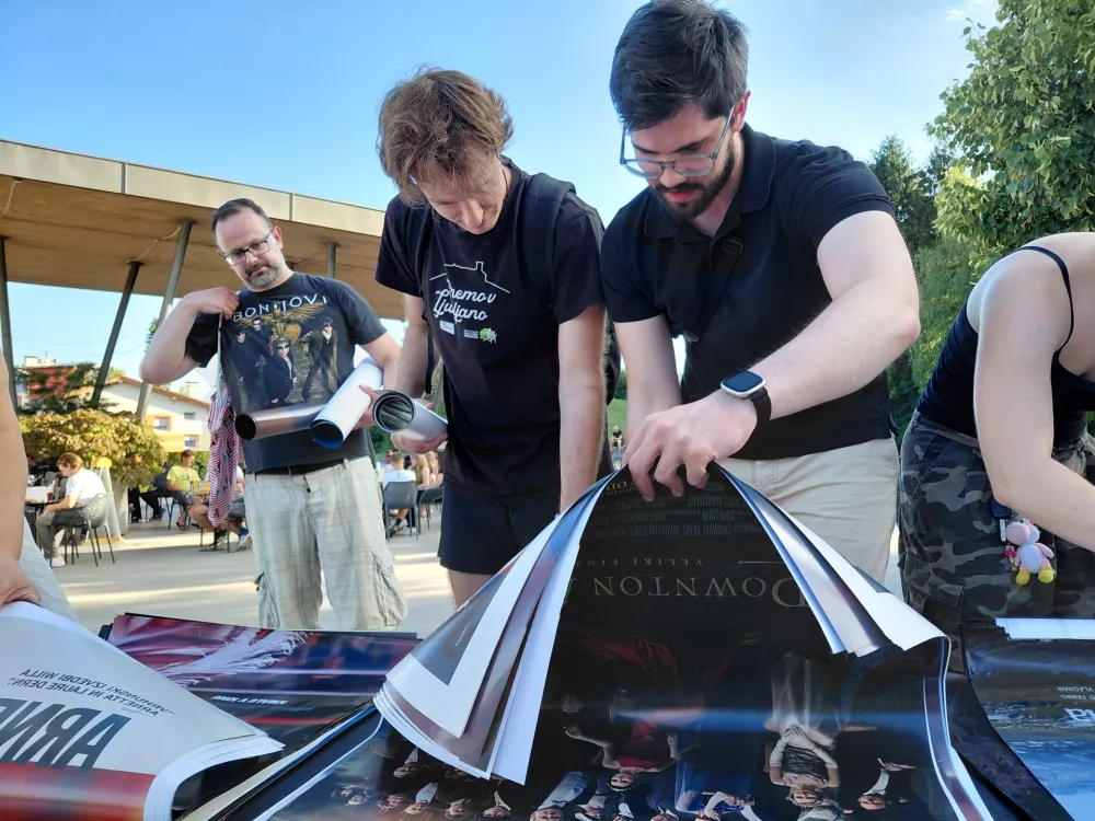 Martin in Miha prideta po plakate vsako leto. 