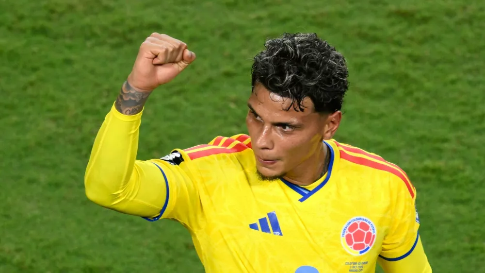 Colombia's Richard Rios (6) celebrates after the World Cup round of 32 soccer match between Colombia and Ghana in Kansas City, Mo., Friday, July 3, 2026. (AP Photo/Reed Hoffmann)