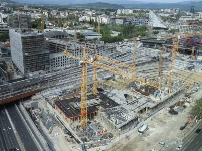 - 28.04.2026 - gradbi&scaron;če Emonika, železni&scaron;ka postaja//FOTO: Jaka Gasar