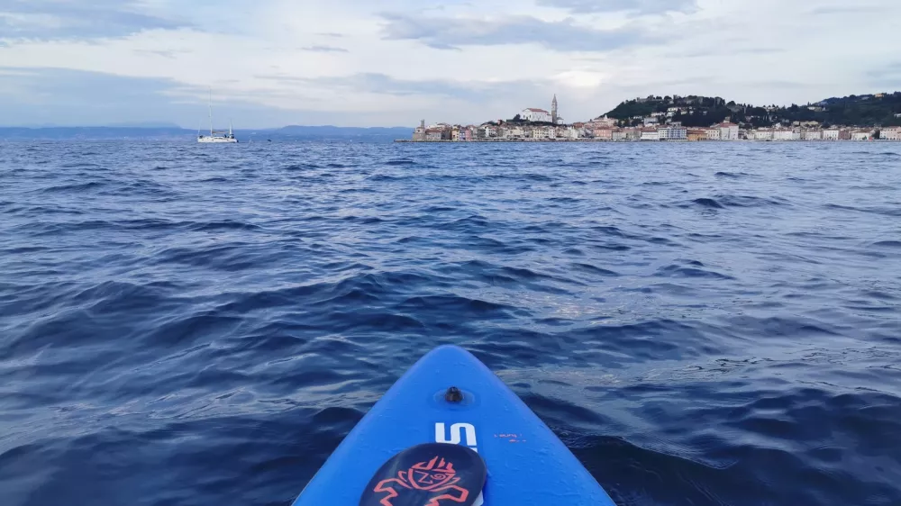 Nejc Gorjan, supar, prostovoljec, dobrodelnež, vojak SV, dobrodelna akcija Peljimo jih na morje, supanje od Dubrovnika do Renč, Piran, Piranski zaliv, sup