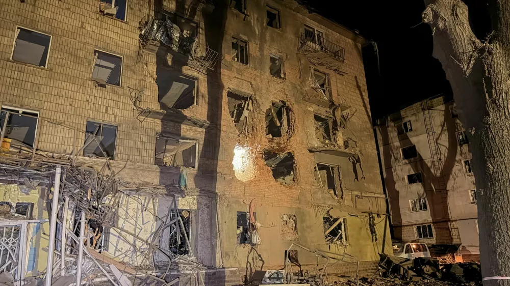 An apartment building damaged during Russian air strikes, amid Russia's attack on Ukraine, in Sumy, Ukraine July 3, 2026. Picture taken with a mobile phone. REUTERS/Stringer