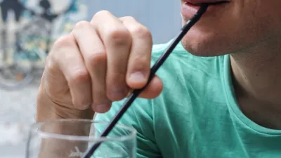 - 13.08.2018 – slamica - plastične slamice – plastični pribor za enkratno uporabo -  //FOTO: Jaka Gasar