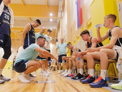 Slovenska ko&scaron;arkarska reprezentanca do 20 let