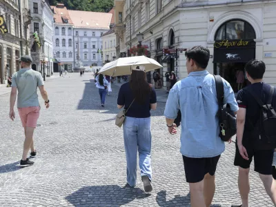 Je za nedavne presežne smrti v Sloveniji kriva ekstremna vročina?