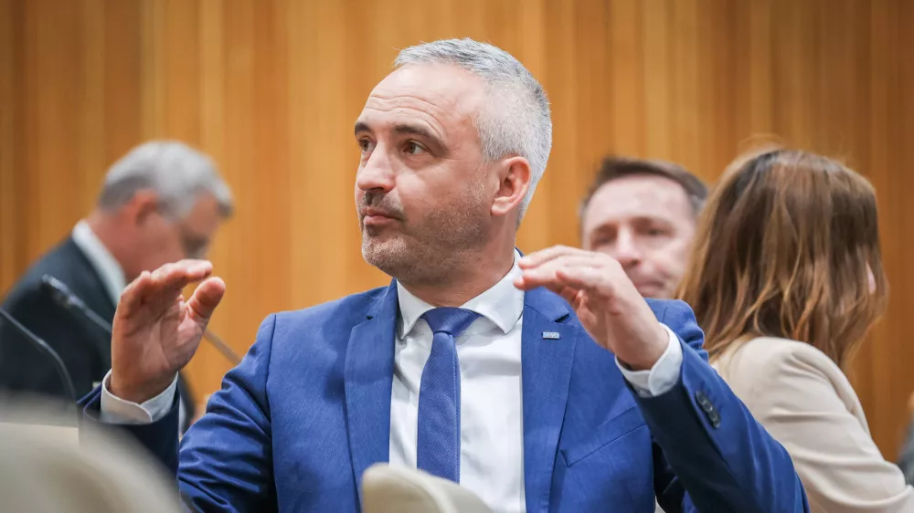 Ljubljana, DZ.Predstavitev kandidata za ministra za kmetijstvo Janeza Ciglerja Kralja pred pristojnim odborom DZ. 