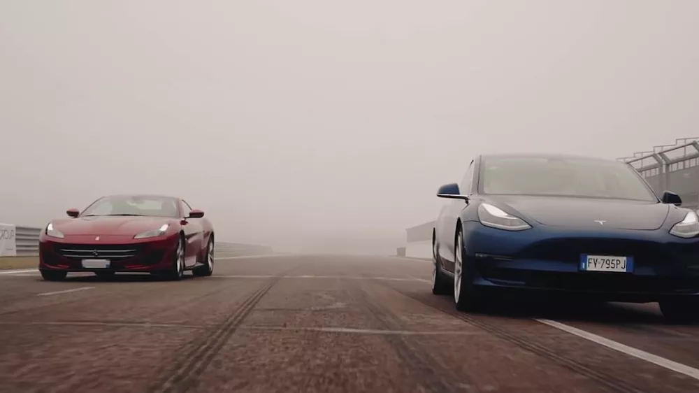 Ferari vs Tesla
