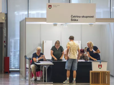 - 07.07.2026. - Predčasno glasovanje za Referendum o spremenjenem parkirnem odloku. Gospodarsko razstavi&scaron;če Ljubljana.//FOTO: Bojan Velikonja / Foto: Bojan Velikonja