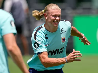 Norway's Erling Haaland runs during a training session three days ahead of the team's World Cup quarterfinal soccer match against England, Wednesday, July 8, 2026, in Fort Lauderdale, Fla. (AP Photo/Rebecca Blackwell)