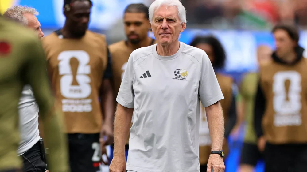 FILE PHOTO: Soccer Football - FIFA World Cup 2026 - Round of 32 - South Africa v Canada - Los Angeles Stadium, Inglewood, California, U.S. - June 28, 2026 South Africa coach Hugo Broos REUTERS/Daniel Cole/File Photo