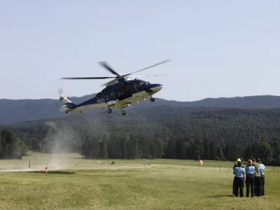 28.8.2025 - Policija - Policijski helikopter -  policijski kamp za srednje&scaron;olceFoto: Luka Cjuha