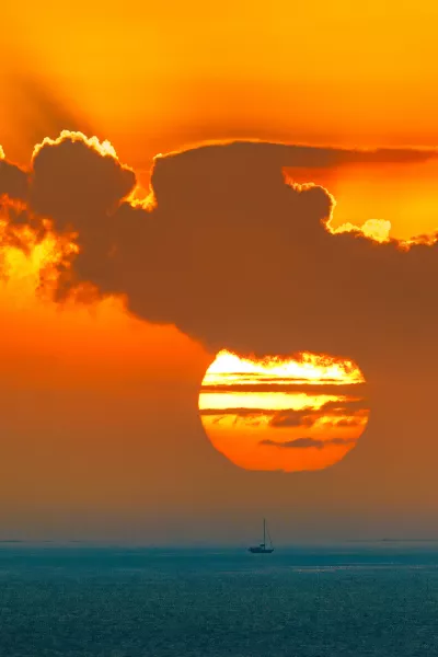 Na videz idilično, toda na povr&scaron;ini morij se nekaj dogaja. / Foto: Istock