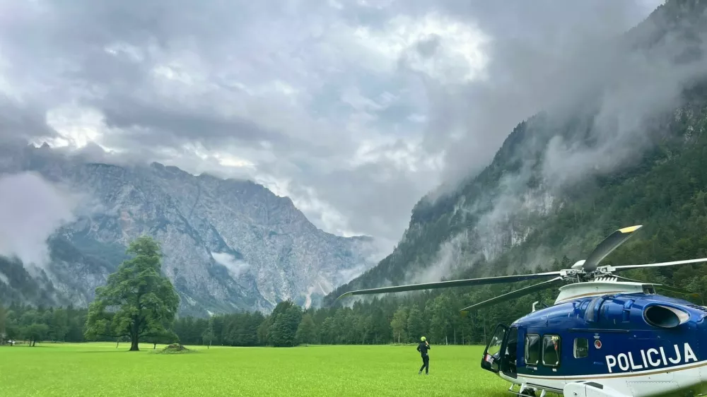 Helikoptersko re&scaron;evanje v gorah
