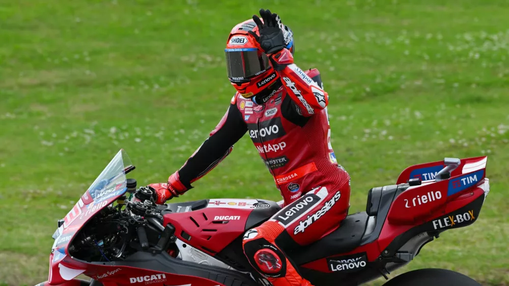 MotoGP - German Grand Prix - Sachsenring, Hohenstein-Ernstthal, Germany - July 11, 2026 Ducati Lenovo Team's Marc Marquez celebrates after winning the sprint race REUTERS/Annegret Hilse