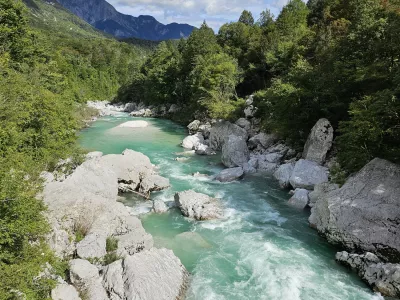 Soča je videti vabljiva, toda na njej moramo biti previdni.