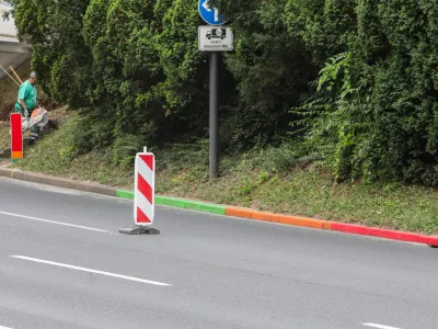 - 14.07.2026. - Narisane označbe za poplave pred podvozom Celov&scaron;ke ceste v Ljubljani.//FOTO: Bojan Velikonja