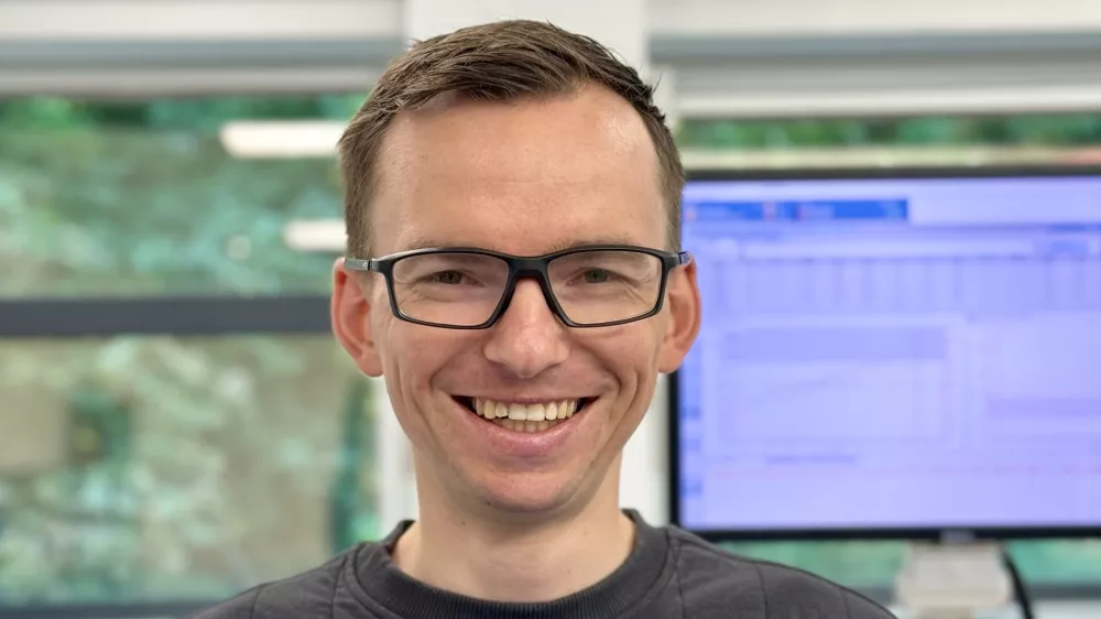Dr. Tim Podlogar