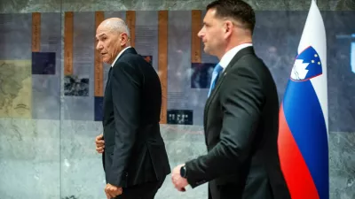 Ljubljana, DZ.Izredna seja DZ, na kateri so obravnavali predlog za izvolitev prvaka SDS Janeza Janse za predsednika vlade.Mandatar za sestavo vlade Janez Janša in predsednik DZ Zoran Stevanović