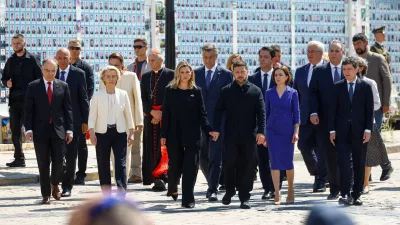 Ukraine's President Volodymyr Zelenskiy and his wife Olena, Prime Minister Yulia Svyrydenko, European Commission President Ursula von der Leyen, Moldova's President Maia Sandu, Romania's President Nicusor Dan, Croatian Prime Minister Andrej Plenkovic, Slovenian Prime Minister Janez Jansa, Albania's President Bajram Begaj, Cardinal Matteo Zuppi arrive to mark the Day of Ukrainian Statehood in front of St. Michael's Cathedral, amid Russia's attack on Ukraine, in Kyiv, Ukraine July 15, 2026. REUTERS/Valentyn Ogirenko
