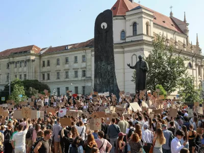 People protest against Ukrainian President Volodymyr Zelenskiy's decision to replace Mykhailo Fedorov as defence minister, amid Russia's attack on Ukraine, in Lviv, Ukraine, July 16, 2026. REUTERS/Roman Baluk