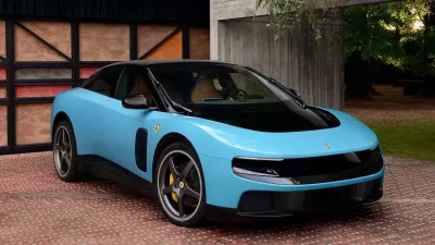 Ferari Luce