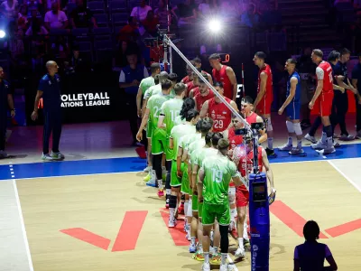 Slovenci so bili prepričljivo bolj&scaron;i od Srbije. Foto: Volleyballworld.com