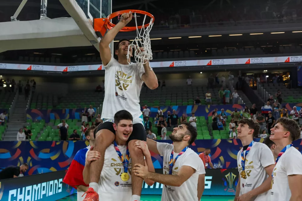 19.07.2026. Ko&scaron;arka finale Evropskega prvenstva U 20 Slovenija - Srbija. Foto: Bojan Velikonja