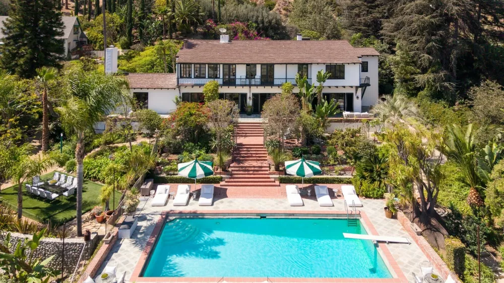 *EXCLUSIVE* Los Angeles, CA Helen Mirren has re-listed her revamped Hollywood Hills home on the market for $12 million. The actress has owned the storied property since the 1980s. The couple first listed the house for $18.5 million in 2021, before lowering the price to $17 million in 2023.  *UK Clients - Pictures Containing Children Please Pixelate Face Prior To Publication*,Image: 1116533959, License: Rights-managed, Restrictions: Nikki McGrew I sIgned an agremeent allowing Conde Nast (Arch Digest) to use the photos., Model Release: no, Pictured: Helen Mirren 