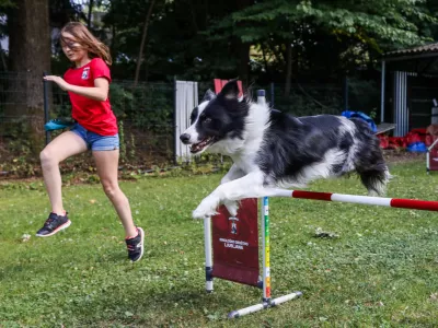 - 20.07.2026. - Nu&scaron;a in kuža Flash, dobitnika bronaste medalje na Mladinskem svetovnem prvenstvu v Meinheimu v agilityju.Agility. Kinolo&scaron;ko dru&scaron;tvo Ljubljana.//FOTO: Bojan Velikonja