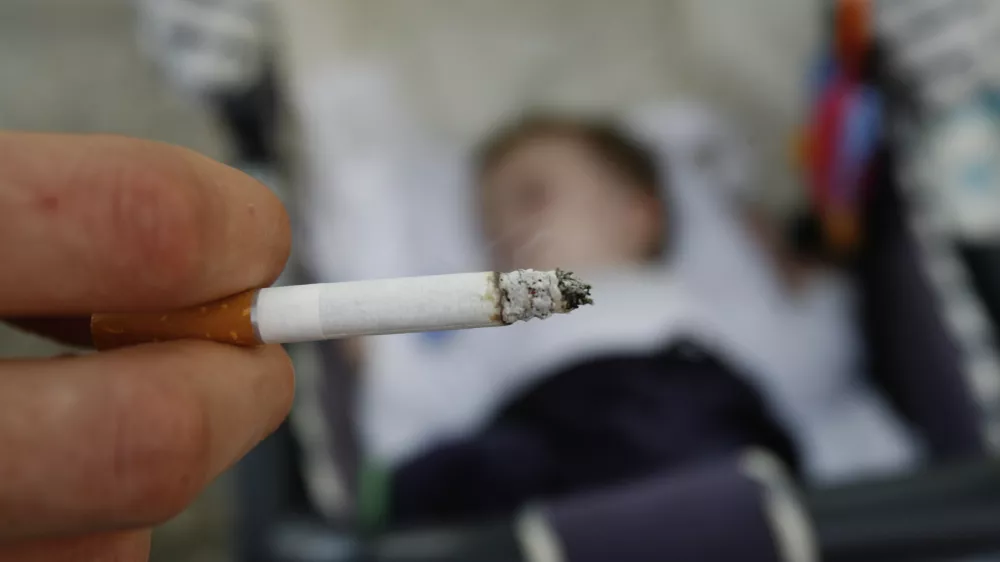 Prepoved kajenja, cigaret, //FOTO: Matej Pov&scaron;eOPOMBA: ZA OBJAVO V ČASOPISU DNEVNIK